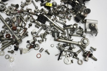 КОМПЛЕКТ ВИНТОВ KTM 390 DUKE 17-23