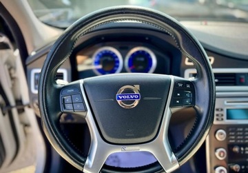 Volvo V70 III Kombi 2.5 T 231KM 2010 Volvo V70 2.5T 231KM Rdesing Skory BiXenon PDC Summum climatronic 2.5, zdjęcie 19