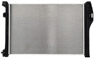 CHLADIČ MERCEDES CLA C117 X156 45 AMG 0995006603