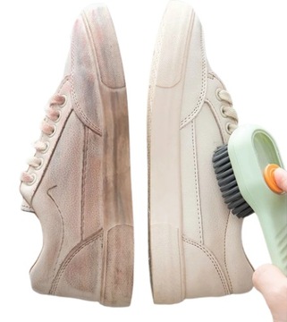 ЩЕТКА ДЛЯ ОЧИСТКИ ВЛАЖНОЙ ОБУВИ С ДОЗАТОРОМ