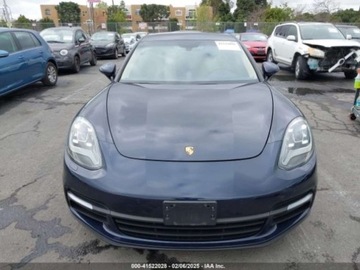 Porsche Panamera II Executive 3.0 330KM 2018 Porsche Panamera 2018 PORSCHE PANAMERA 3.0 Benzyna 330KM, zdjęcie 3