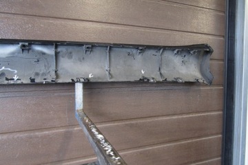 Накладка на порог правая TESLA модель Y 1497744-00-c