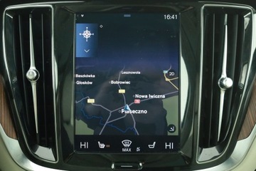 Volvo V60 II  Kombi 2.0 D4 190KM 2019 Volvo V60 Cross Country D4 2.0 AWD, Salon Polska, zdjęcie 17