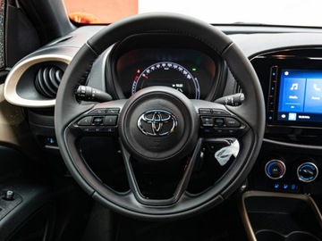 Toyota Aygo X 1.1 VVT-i 72KM 2025 Od ręki - Teamplayer 1.0 Benzyna 72KM | Podgrzewane fotele!, zdjęcie 13