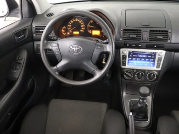 Toyota Avensis II Sedan 2.0 D-4D 126KM 2008 Toyota Avensis 2.0 D-4D, Salon Polska, Klima,ALU, zdjęcie 6