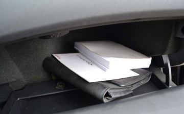 Honda Civic VIII Hatchback 5d 1.4 i 83KM 2006 Honda Civic BEZWYPADKOWE - Niski przebieg - po oplatach gotowa do rejestra, zdjęcie 32