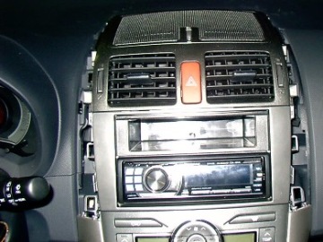 РАМКА РАДИО TOYOTA AURIS 07 1/2DIN ГРАФИТ 63209