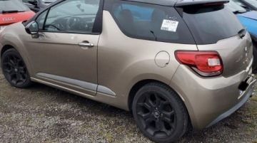 DS 3 Hatchback (Citroen) 1.6 THP 156KM 2010 Citroen DS3 1.6 156 KM, zdjęcie 2