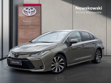 Toyota Corolla XII Sedan 1.5 VVT-i 125KM 2022 Toyota Corolla 1.5 Comfort MS Seria E21 (2019-) 1.