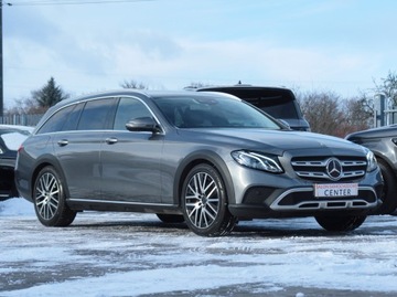 Mercedes Klasa E W213 Kombi 2.0 220d 194KM 2020 Mercedes E220d All Terrain 4m AirMatic 360° Pamięci HUD Webasto ACC Keyless, zdjęcie 36