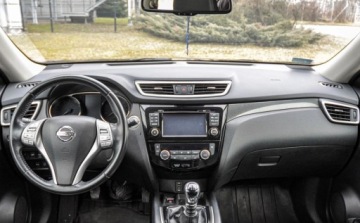Nissan X-Trail III Terenowy 1.6 DIG-T 163KM 2015 Nissan X-Trail 1,6 (163KM) Salon PL Bezwypadkowy Skory 2015 r. 126 tys.km., zdjęcie 9