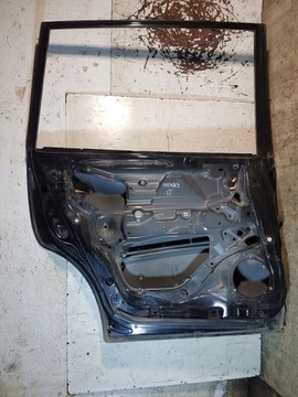 DVEŘE LEVÝ ZADNÍ MAZDA PREMACY I FACELIFT