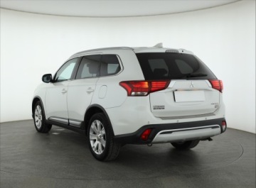 Mitsubishi Outlander III SUV Facelifting 2017 2.0 150KM 2018 Mitsubishi Outlander 2.0, Salon Polska, zdjęcie 3