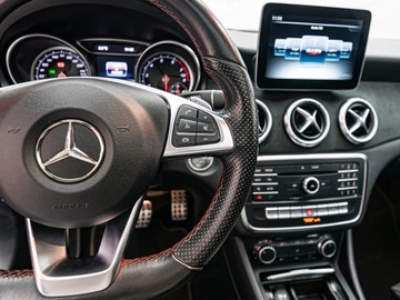 Mercedes CLA C117 Shooting Brake Facelifting 2.0 220 184KM 2017 MERCEDES-BENZ CLA 220 4-Matic Combi 2.0 184KM 2017, zdjęcie 14