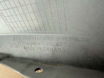 BLATNÍK PRAVÝ DODGE RAM 1500 TRX ORIGINÁLNÍ