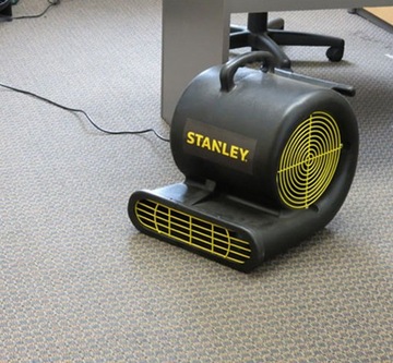 DMUCHAWA PRZEMYSŁOWA BUDOWLANA STANLEY ST701DRE