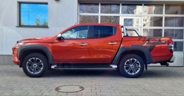 Mitsubishi L200 VI 2.2 Diesel 150KM 2019 Mitsubishi L200 Aut. 4x4 Super Select Instyle, I wl. polski salon, serwis, zdjęcie 3