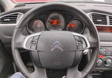 Citroen C4 I Hatchback Facelifting 1.6 HDI 92KM 2010 Citroen C4 2011r, 1.6 HDI. Lekko uszkodzony prawy bok. 1.6 Diesel 92KM, zdjęcie 10