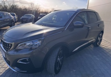 Peugeot 3008 II Crossover 1.2 PureTech 130KM 2018 Peugeot 3008 bezwypadekserwis asoALLUR BIZNESpanorama 1.2 Benzyna 130KM, zdjęcie 4