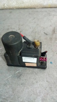 Pompka zamka centralnego Audi A4 B5 4A0862257A