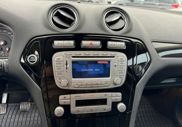 Ford Mondeo IV Sedan 2.0 Duratorq TDCi DPF 140KM 2009 Ford Mondeo 2.0 TDCi 140KM Hatchback Titanium S BiXenon Navi PDC Polskory, zdjęcie 18