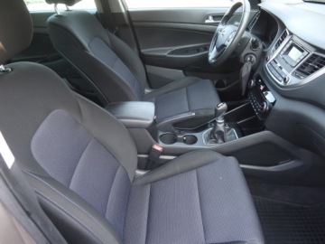 Hyundai Tucson III SUV 1.6 GDI 132KM 2018 Hyundai Tucson 1.6 GDI, Salon Polska, Serwis ASO, zdjęcie 8