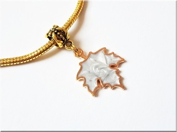 MODUŁOWA ZAWIESZKA CHARMS LISTEK LIŚĆ KLONU 025