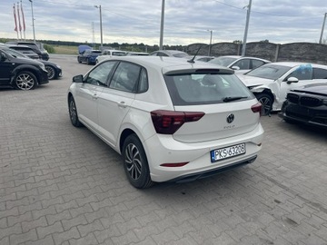 Volkswagen Polo VI Hatchback 5d Facelifting 1.0 TSI 95KM 2024 Volkswagen Polo automat Parktronik Virtual cockpit, zdjęcie 3
