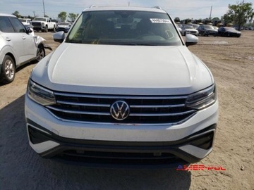 Volkswagen Tiguan II 2022 Volkswagen Tiguan 2022 r., 2,0 L od ubezpieczalni 2.0 Benzyna 184KM, zdjęcie 1