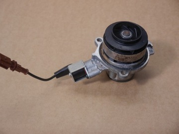 AUDI VW ČERPADLO VODY 04L121011