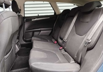 Ford Mondeo V Kombi Facelifting 2.0 EcoBlue 190KM 2019 Ford Mondeo 2.0 EcoBlue 190KM Automat Titanium SalonPL SerwisASO Gwarancja, zdjęcie 25