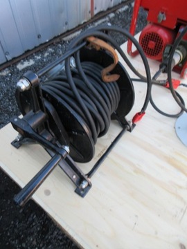 СИГНАЛЬНАЯ ЛАМПА ФРАНЦИС С ГЕНЕРАТОРОМ BRIGGS & STRATTON