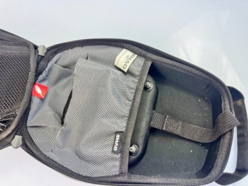 SHAD E04P PIN SYSTEM 3L TANK BAG