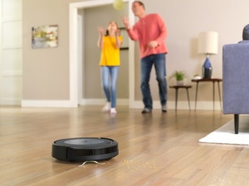 Робот-пылесос iRobot Roomba i3+ STACJA