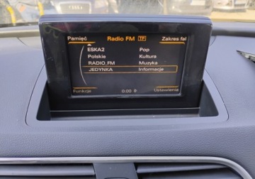 Audi Q3 I SUV 2.0 TDI 140KM 2012 Audi Q3 2012r, 2.0 TDI. Uszkodzony przod. 2.0 Diesel 140KM, zdjęcie 13