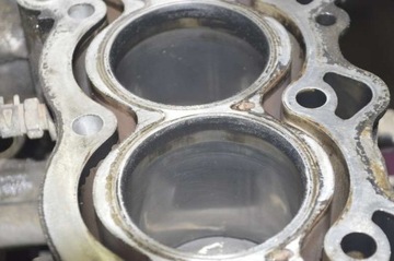 BLOK SPODEK MOTORU HŘÍDEL 1ND TOYOTA YARIS 2 II 1.4 D-4D 90 KM 05-09