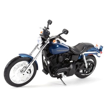 2004 Dyna Supermaisto 1:12 Harley-Davidson 2014 Sportster Iron 883 Dyna Roa