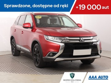 Mitsubishi Outlander III SUV Facelifting 2015 2.0 MIVEC 150KM 2016 Mitsubishi Outlander 2.0, Salon Polska, 4X4