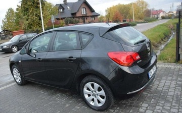 Opel Astra J GTC 1.4 100KM 2014 Opel Astra 1.4B 2014R 134 Tys Km Navi Sprowadzony Oplacony 1.4 Benzyna, zdjęcie 10
