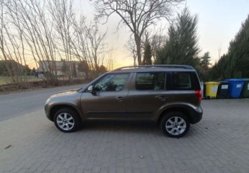 Skoda Yeti Minivan 1.6 CR DPF 105KM 2013 Skoda Yeti Skoda Yeti 1.6 TDI GreenLine 1.6 Diesel 105KM, zdjęcie 3