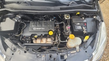 Opel Corsa D Hatchback 1.2 Twinport ECOTEC 85KM 2011 Opel Corsa D 2011r. 1,2i/86KM Klima Alu Elektryka, zdjęcie 7