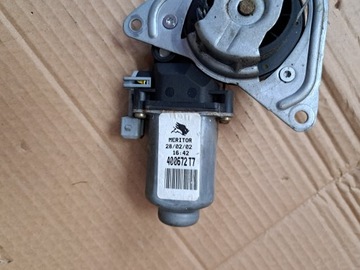 PEUGEOT 106 ZVEDÁK MOTOREK OKNO PRAVÝ PŘEDNÍ