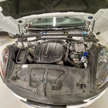 Porsche Macan 2020 Porsche Macan Porsche Macan, 2020r., 4x4, 2.0L 2.0 Benzyna 248KM, zdjęcie 13