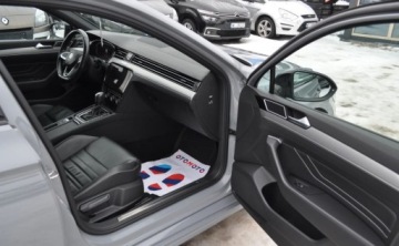 Volkswagen Passat B8 2020 Volkswagen Passat R-LINE 4-MOTION 2.0Tdi 240km DSG Kamera LED Nawigacja 2.0, zdjęcie 13