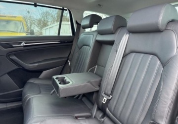 Skoda Kodiaq I SUV Facelifting 2.0 TSI 190KM 2022 Skoda Kodiaq Kodiaq 2.0 TSI 4x4 LK DSG - benzyna, naped 4x4, 5 drzwi, 190K, zdjęcie 17