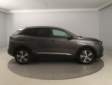 Peugeot 3008 II Crossover Facelifting  1.2 PureTech 130KM 2021 Peugeot 3008 1.2 PureTech, Salon Polska, zdjęcie 5