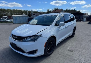 Chrysler Pacifica II 3.6 V6 291KM 2017 Chrysler Pacifica 2017 Chrysler Pacifica Touring L - w POLSCE po oplatach, zdjęcie 4
