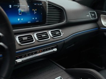 Mercedes GLE V167 SUV Facelifting 3.0 450d 367KM 2025 MERCEDES-BENZ GLE 450 d 4-Matic AMG Line 3.0 (367KM) 2025, zdjęcie 7