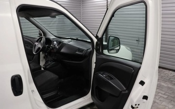 Opel Combo D Van L1 1.3 CDTI ecoFLEX 90KM 2016 Opel Combo Klimatyzacja , El szyby , Komputer ..., zdjęcie 7