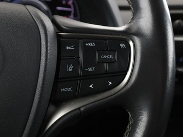 Lexus UX Crossover 250h 184KM 2019 Lexus UX FV23 250h Automat Executive Line Tempomat, zdjęcie 26